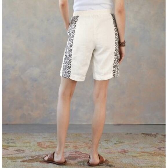 Johnny Was Linen Embroidered Blue White Boho Bermuda Shorts Coastal Beach Large - Picture 9 of 9